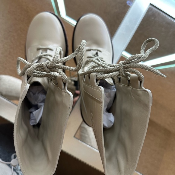Dior Cream Combat Boots - Picture 5 of 9